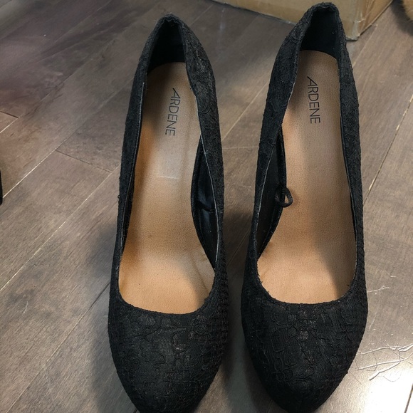 🎈2/20$🎈 Ardene 6 Inch Lace Heels - Picture 4 of 7